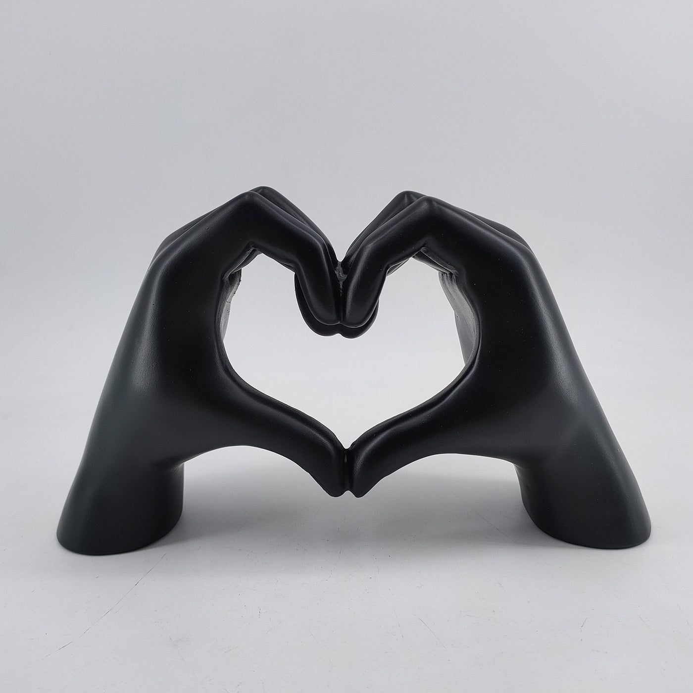 Love Heart Decoration Heart Shaped Love Finger Statue Resin Crafts